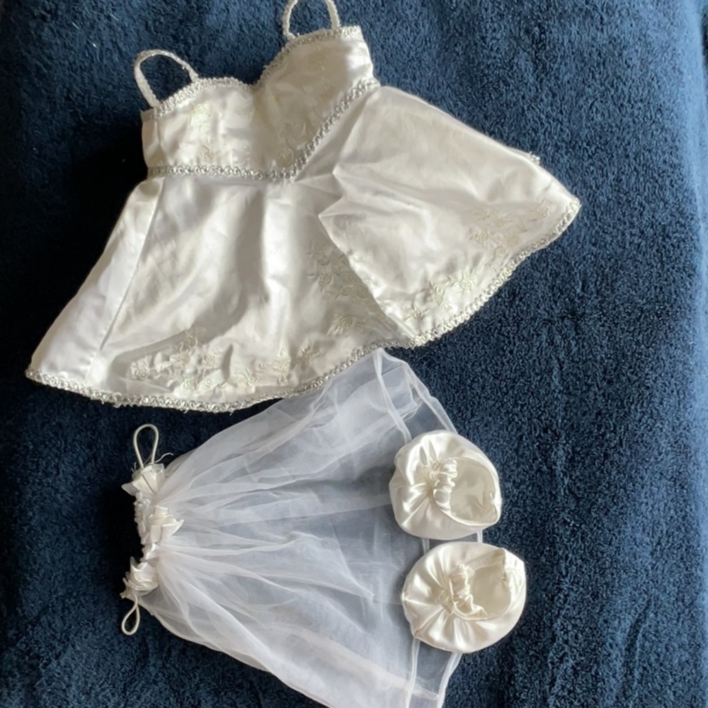 Build-A-Bear Bridal Set - Picture 7 of 12